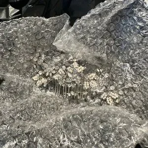 Pronovias | Accessories | Hair Pin Silver And Pearl From  display picture 3